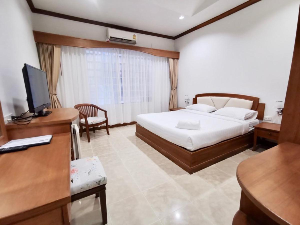 Chaleelay Hotel Petchaburi Esterno foto